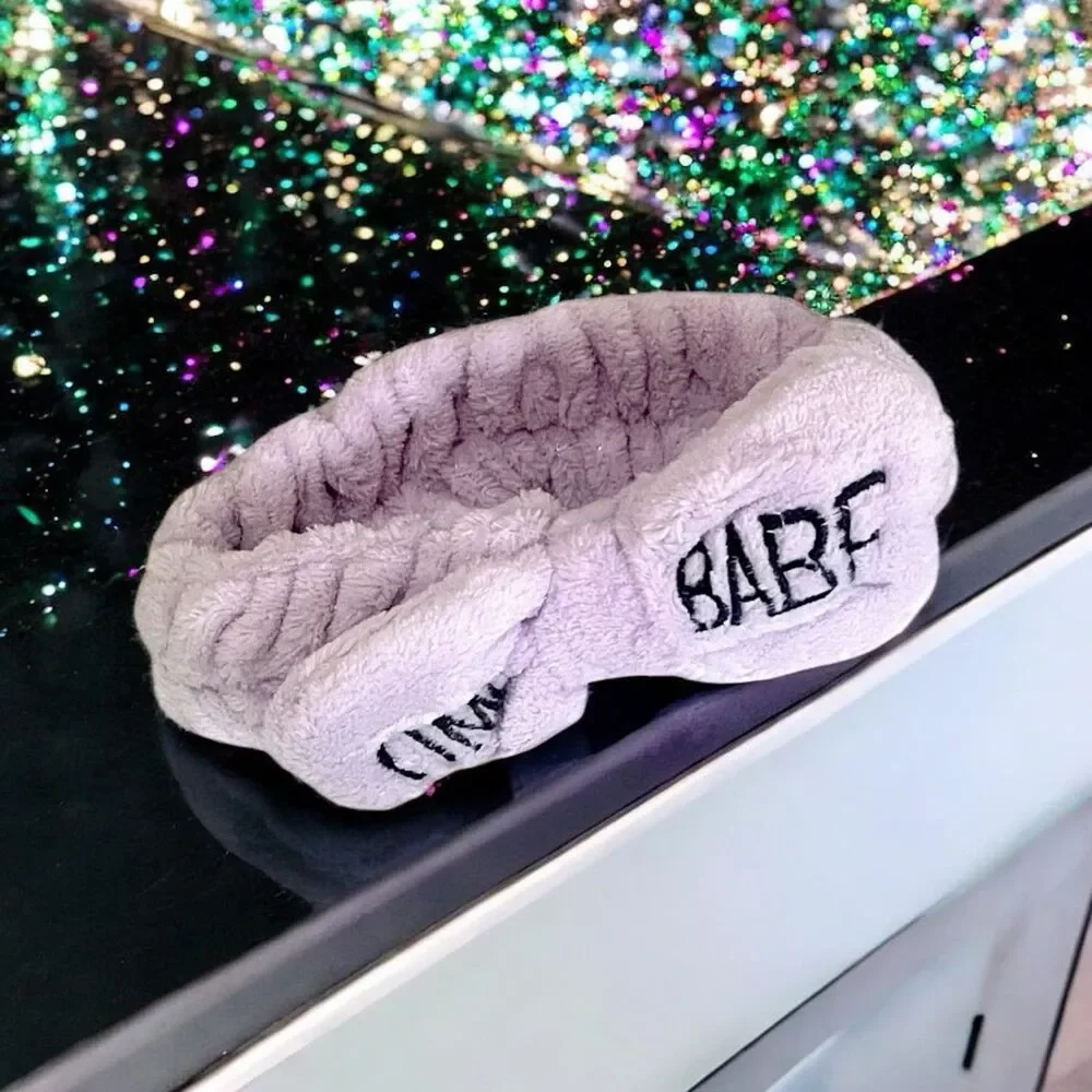 OMG! OMG! Headband Face Washing Makeup Turban Brand New In Package